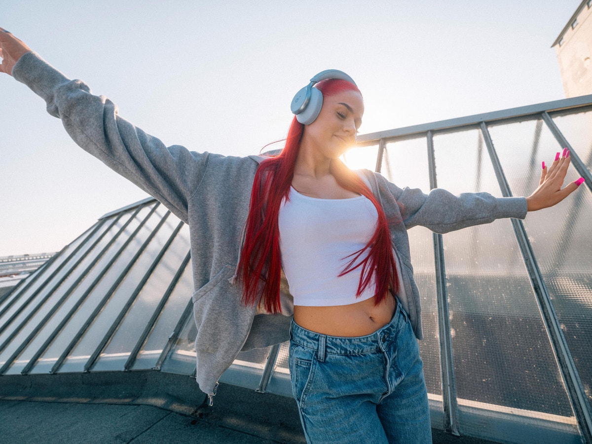 Neue Telekom Gen Z-Kampagne mit Badmómzjay: „Gib dir mehr von dem, was du liebst“