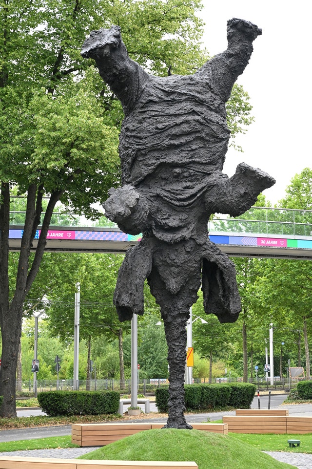 "Gran Elefant dret"