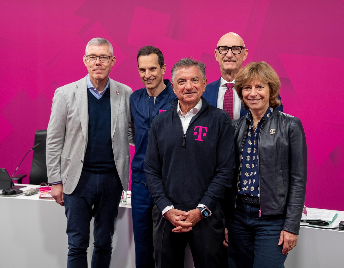 Deutsche Telekom outperforms targets for 2025 and plans further strong growth in 2026