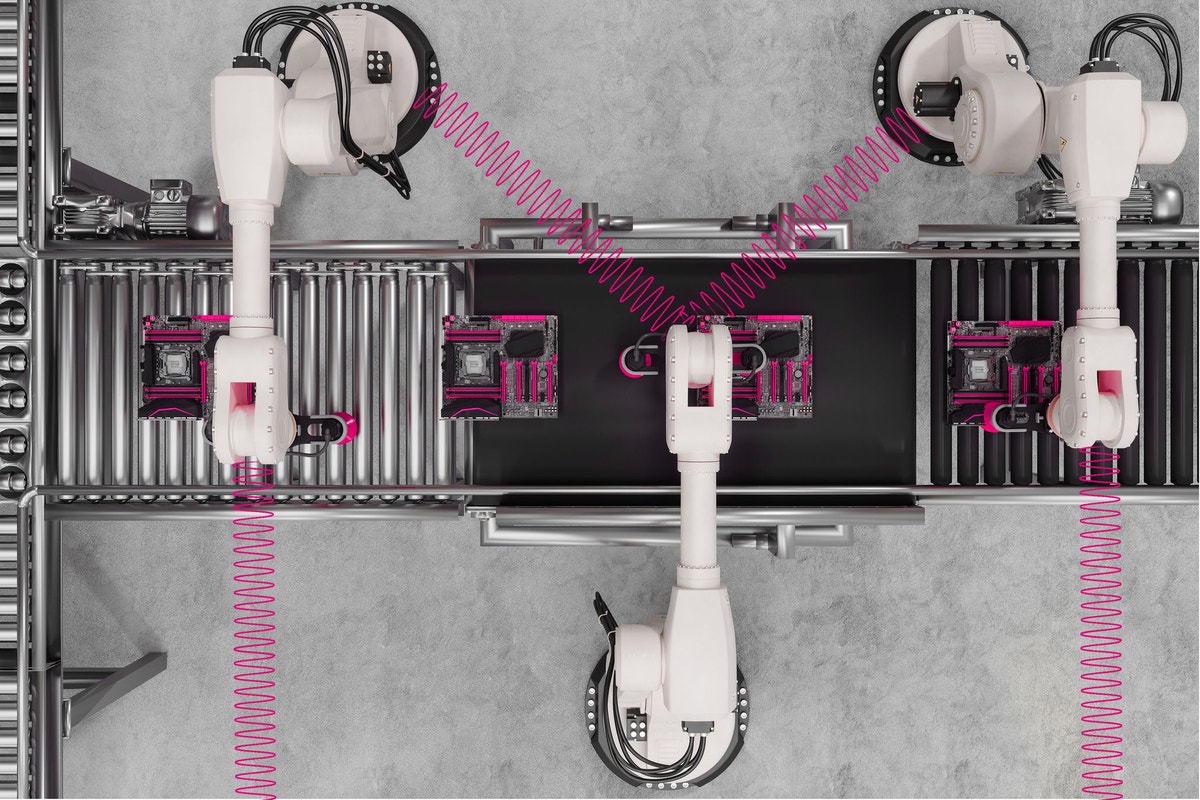 Aus dem Labor in die Fabrik: Telekom bietet 5G-mmWave für Industriekunden